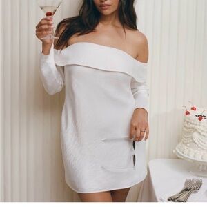 Abercrombie & Fitch Off-Shoulder White Mini Dress
